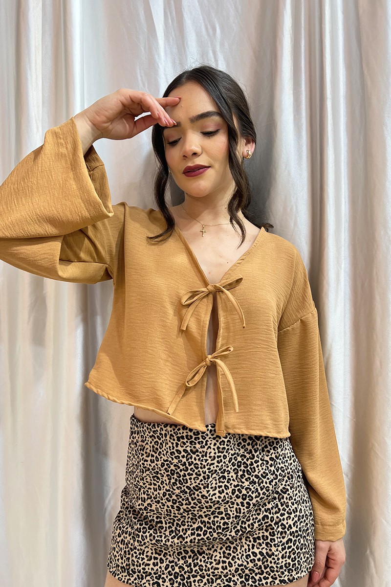 BLUSA ROMANTICA CAMEL