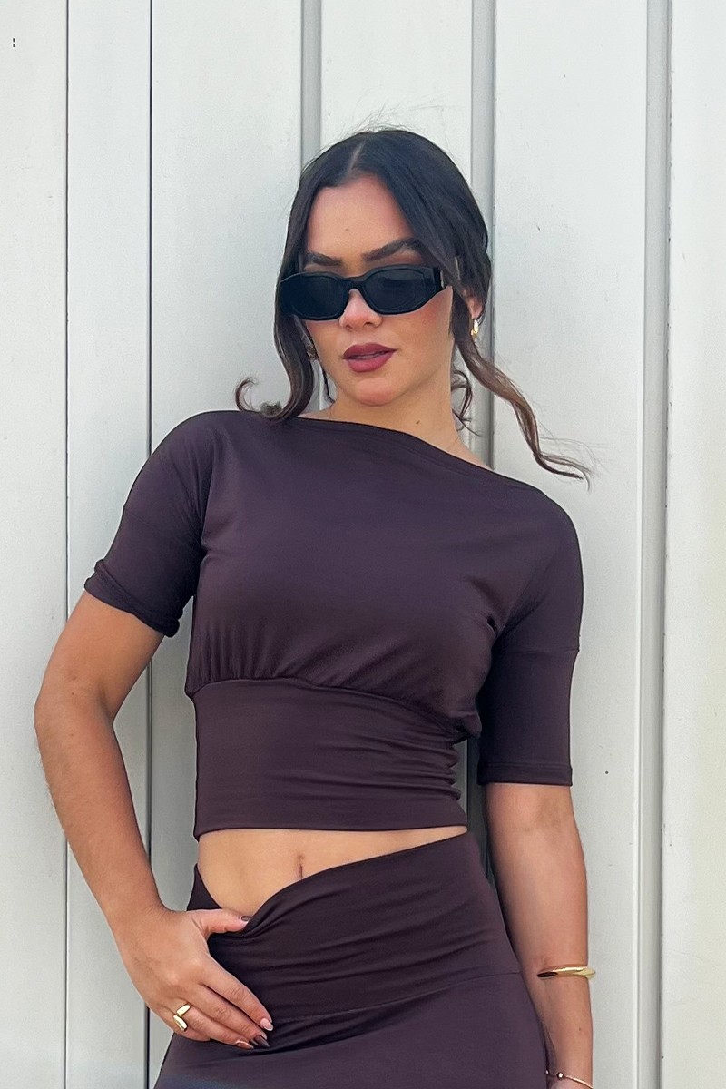 TOP CORTO PRETINA MARRÓN